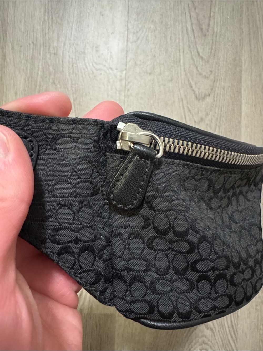 Coach Mini Signature Waist Pack/Belt Bag Black - Picture 6 of 11